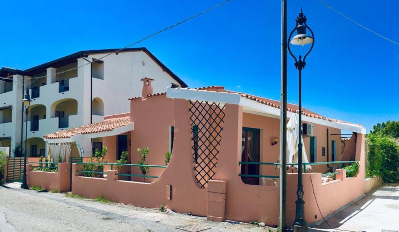 B&B De Janas La Caletta Exterior photo